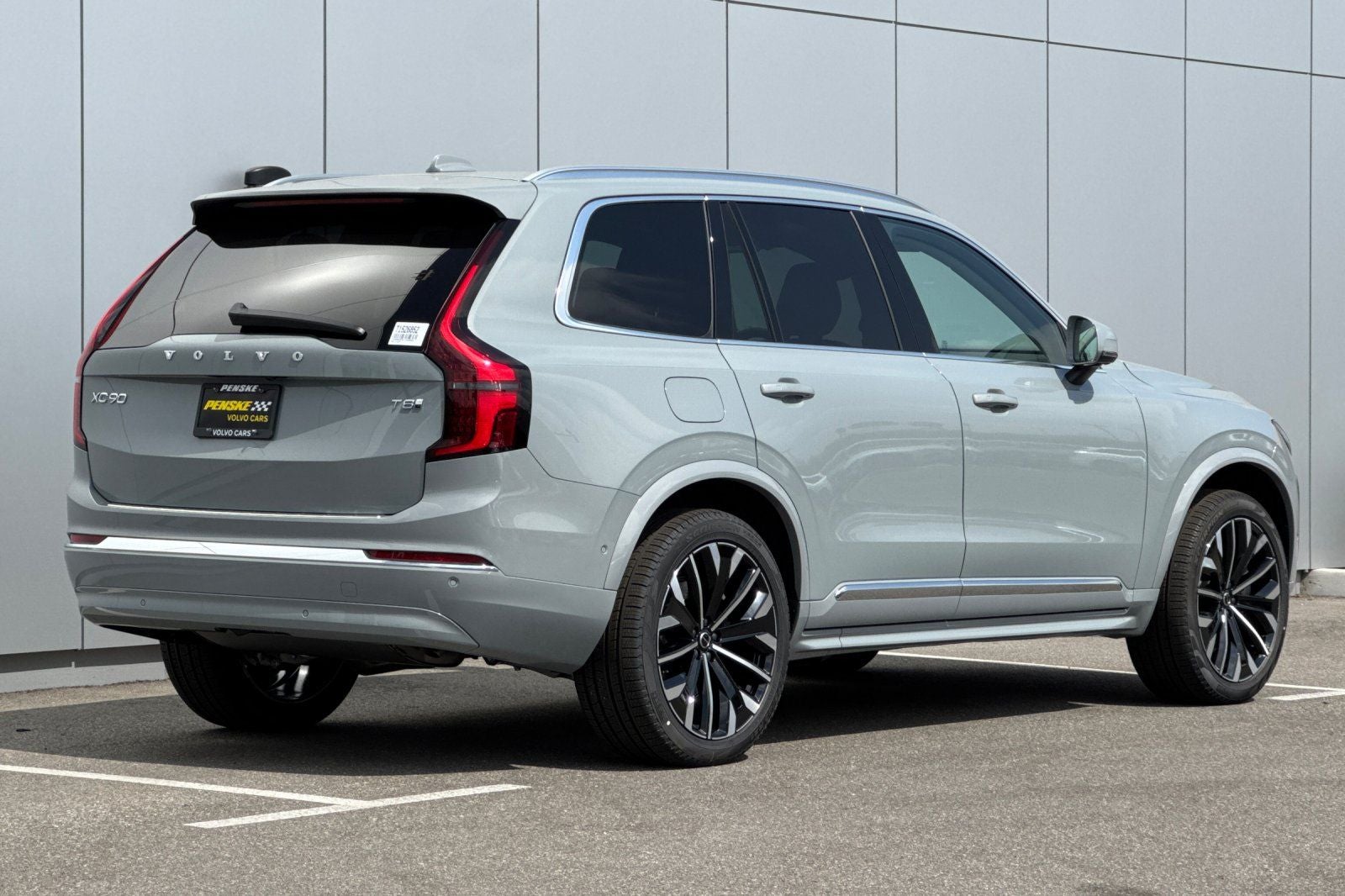 2026 Volvo XC90 Plug-In Hybrid T8 Ultra 7 Passenger