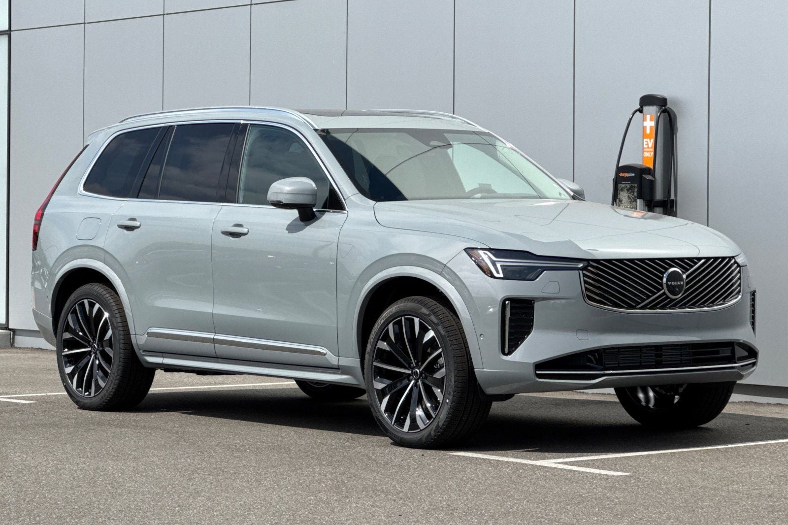 2026 Volvo XC90 Plug-In Hybrid T8 Ultra 7 Passenger