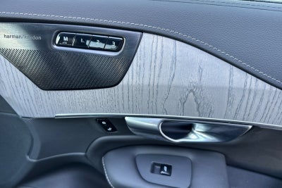 2025 Volvo XC90 Plug-In Hybrid T8 Ultra 7 Passenger