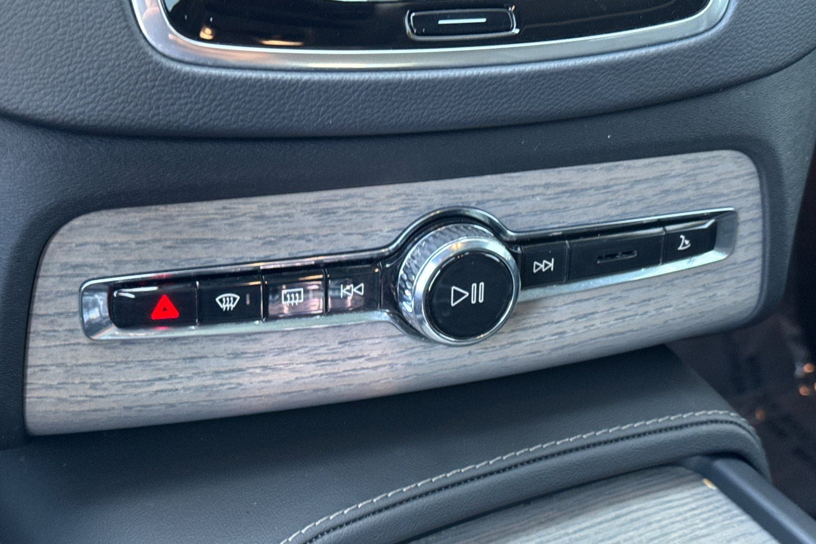 2025 Volvo XC90 Plug-In Hybrid T8 Ultra 7 Passenger
