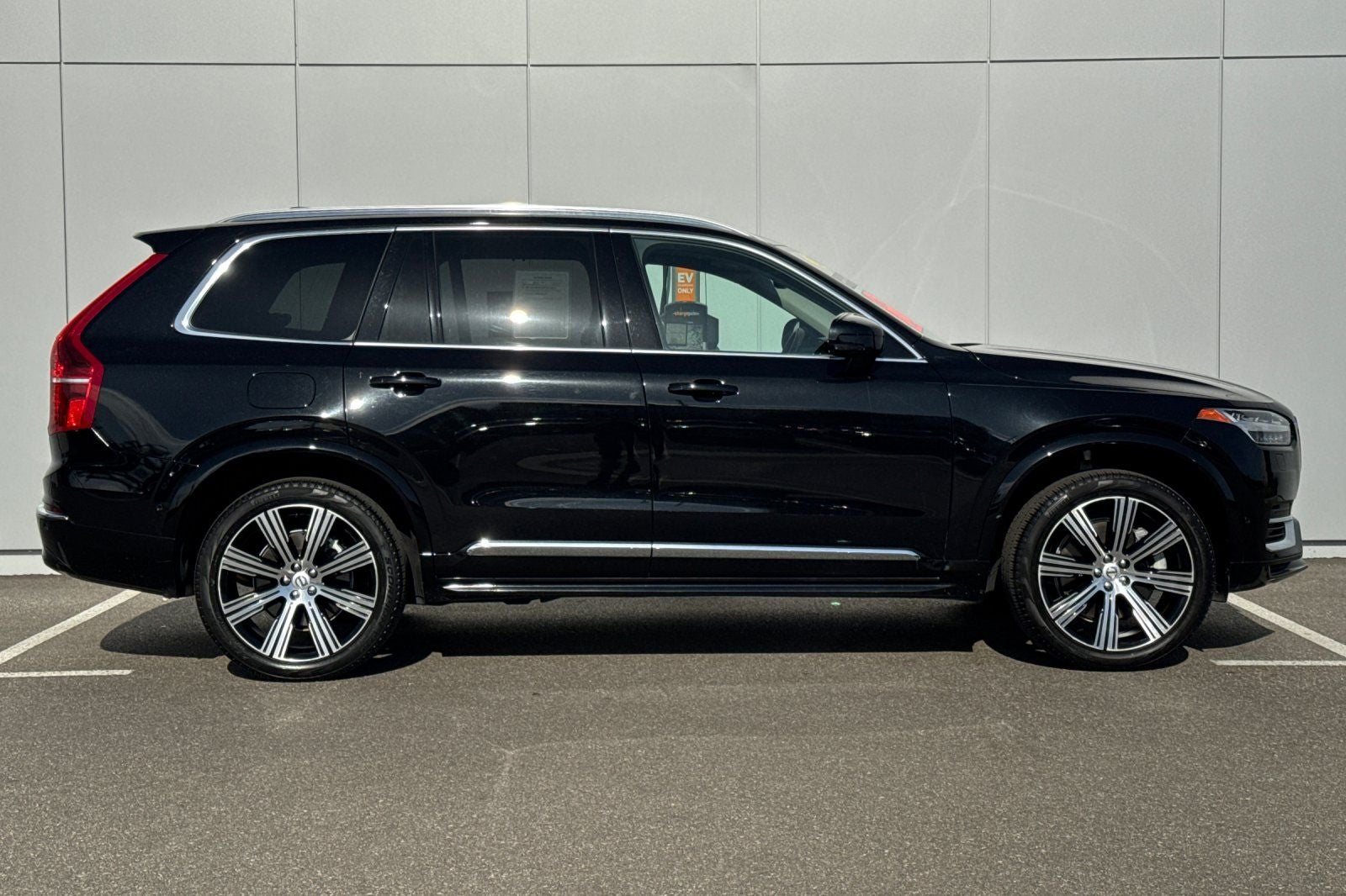 2025 Volvo XC90 Plug-In Hybrid T8 Ultra 7 Passenger
