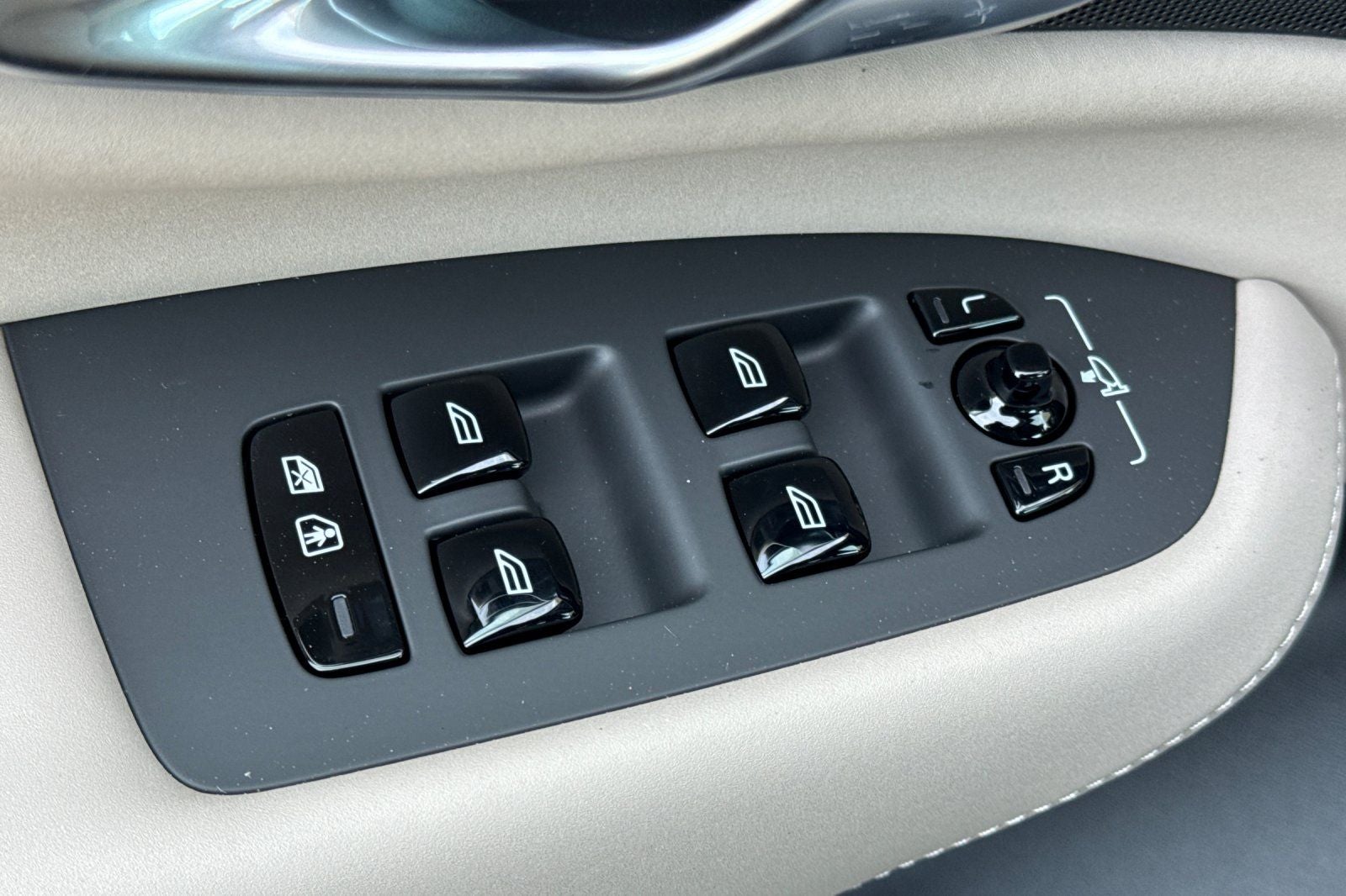 2026 Volvo XC90 Plug-In Hybrid T8 Ultra 7 Passenger