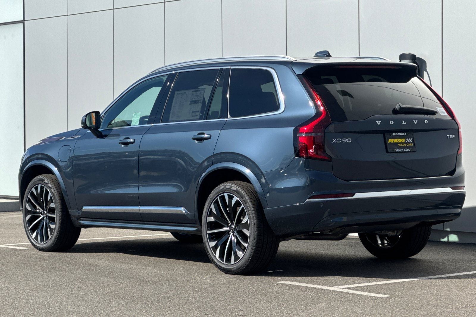 2026 Volvo XC90 Plug-In Hybrid T8 Ultra 7 Passenger