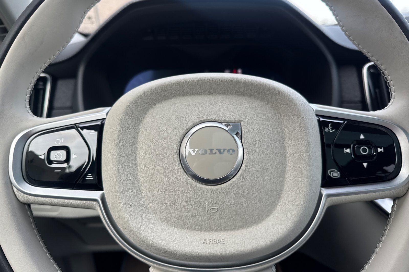 2026 Volvo XC90 Plug-In Hybrid T8 Ultra 7 Passenger