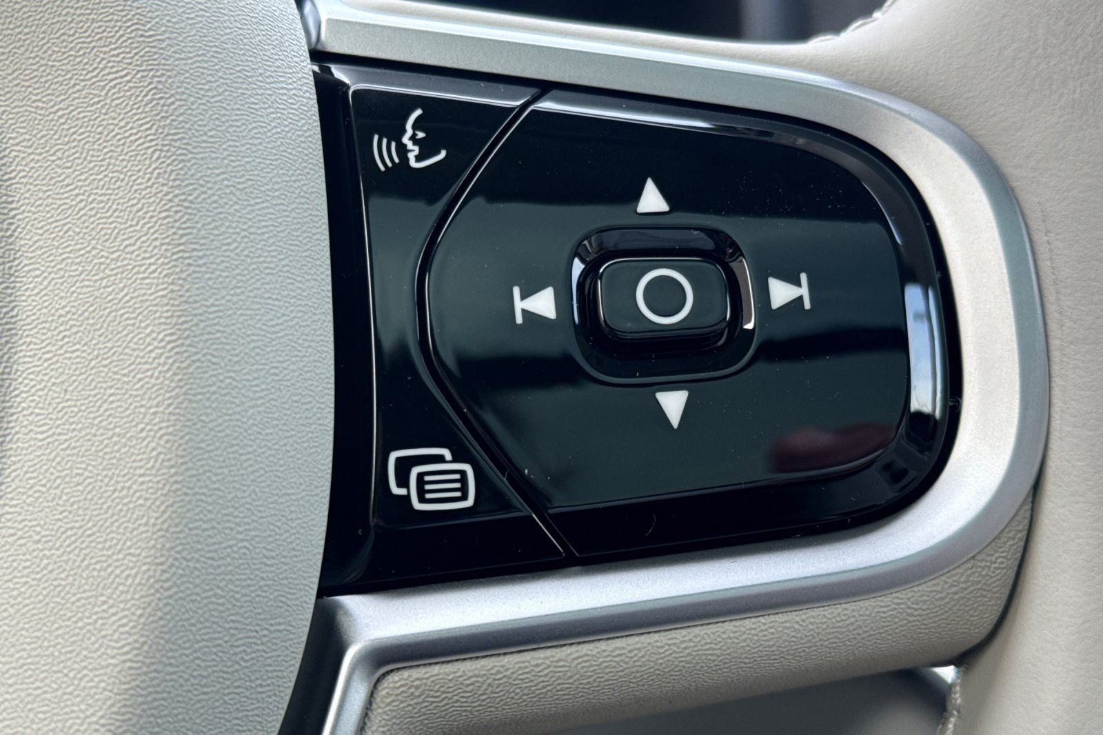 2026 Volvo XC90 Plug-In Hybrid T8 Ultra 7 Passenger