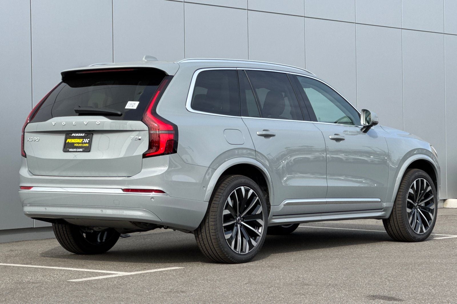 2026 Volvo XC90 Plug-In Hybrid T8 Ultra 7 Passenger