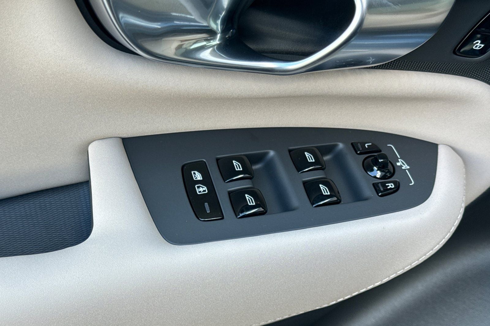 2026 Volvo XC90 Plug-In Hybrid T8 Ultra 7 Passenger