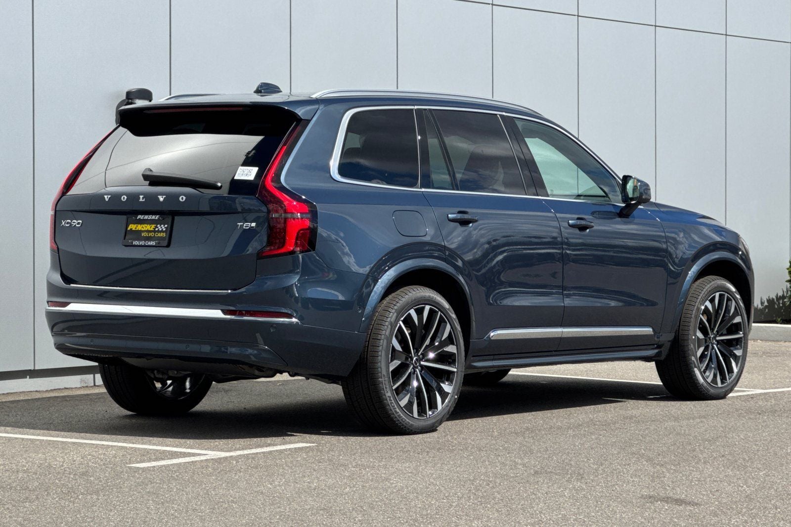 2026 Volvo XC90 Plug-In Hybrid T8 Ultra 7 Passenger