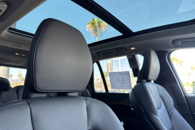 2025 Volvo XC90 Plug-In Hybrid T8 Core 7 Passenger