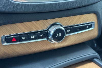 2025 Volvo XC90 Plug-In Hybrid T8 Core 7 Passenger