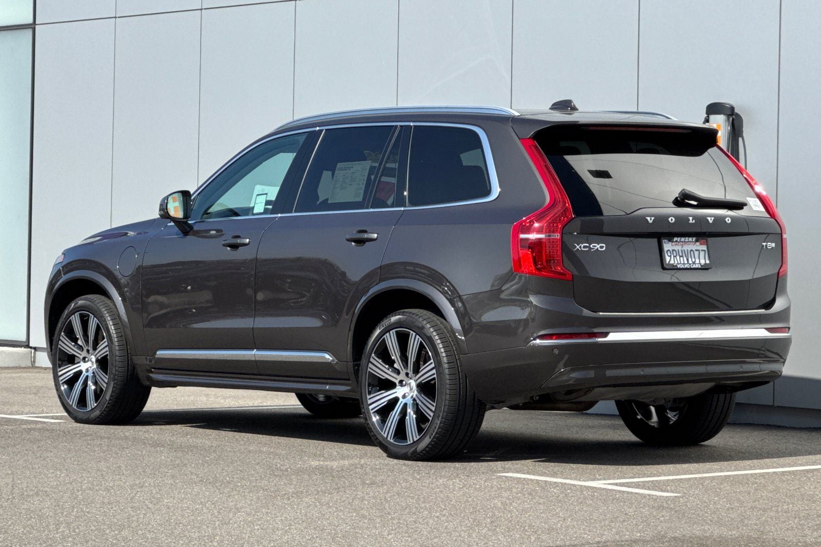 2025 Volvo XC90 Plug-In Hybrid T8 Core 7 Passenger
