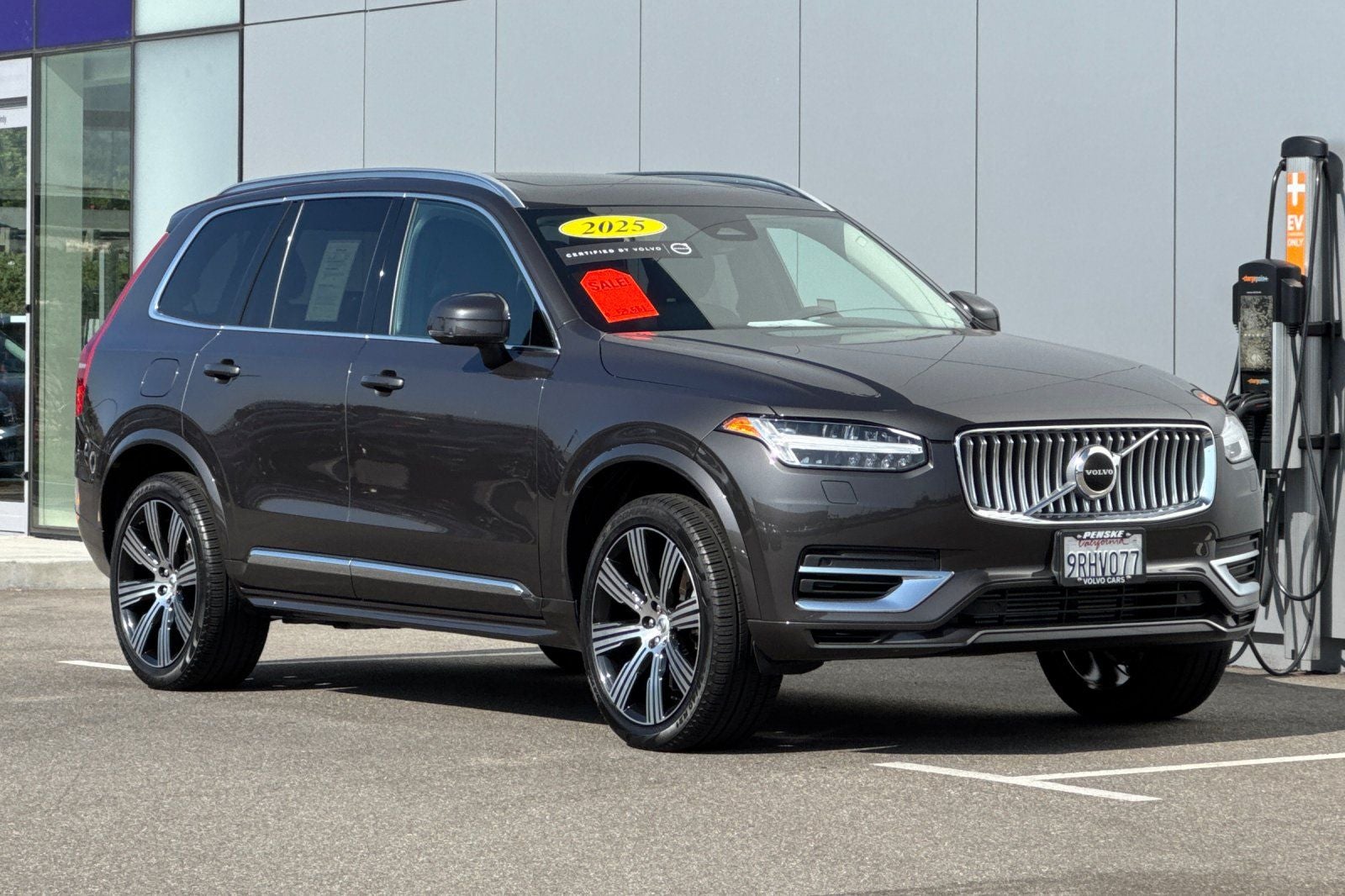 2025 Volvo XC90 Plug-In Hybrid T8 Core 7 Passenger