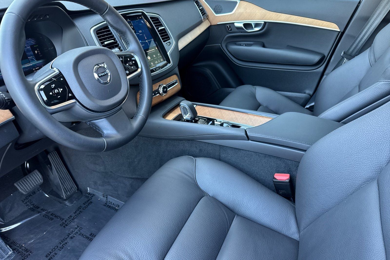 2025 Volvo XC90 Plug-In Hybrid T8 Core 7 Passenger