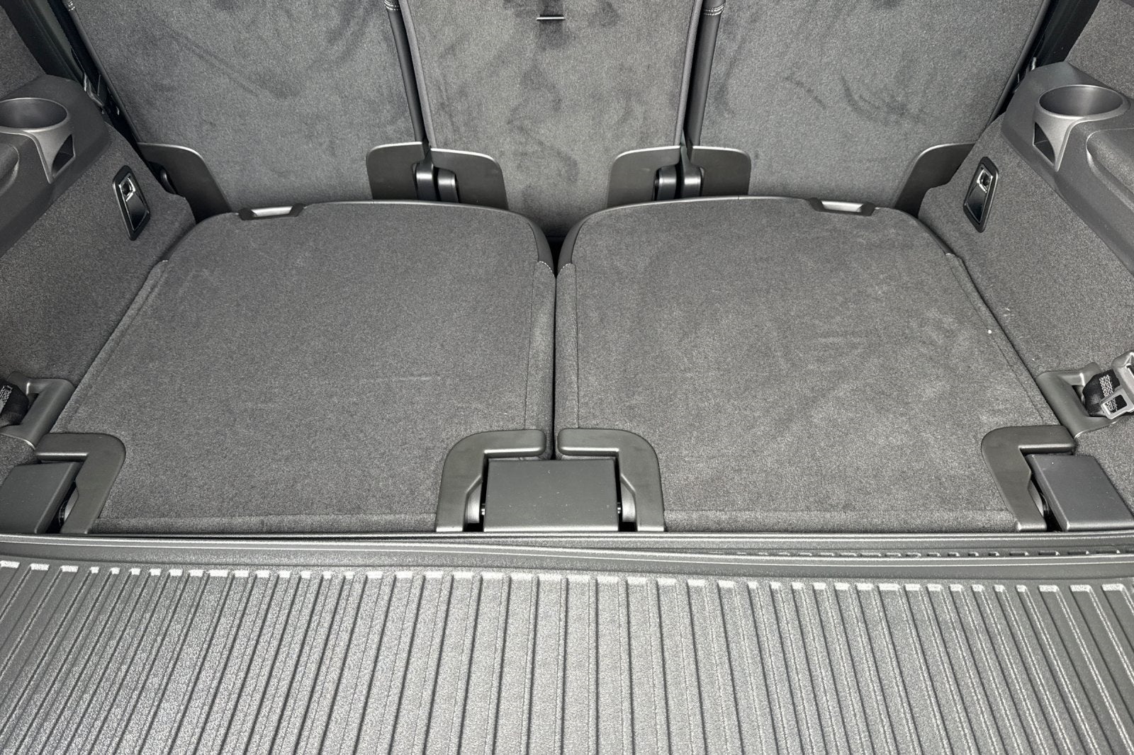 2026 Volvo XC90 Plug-In Hybrid T8 Ultra