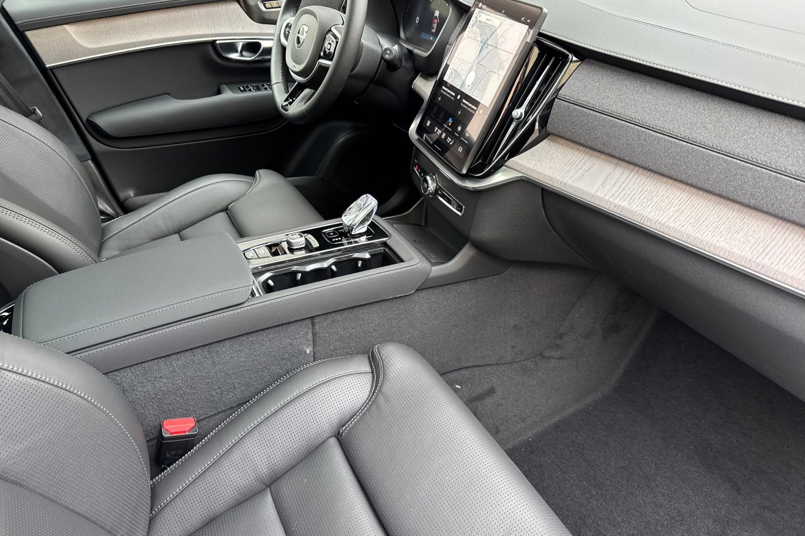 2026 Volvo XC90 Plug-In Hybrid T8 Ultra