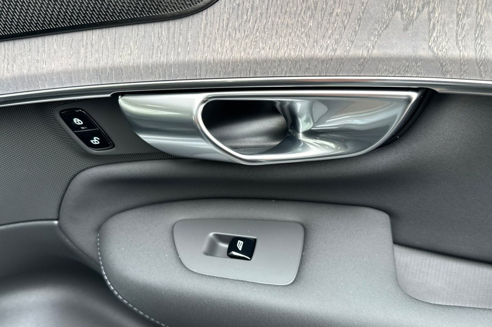 2026 Volvo XC90 Plug-In Hybrid T8 Ultra