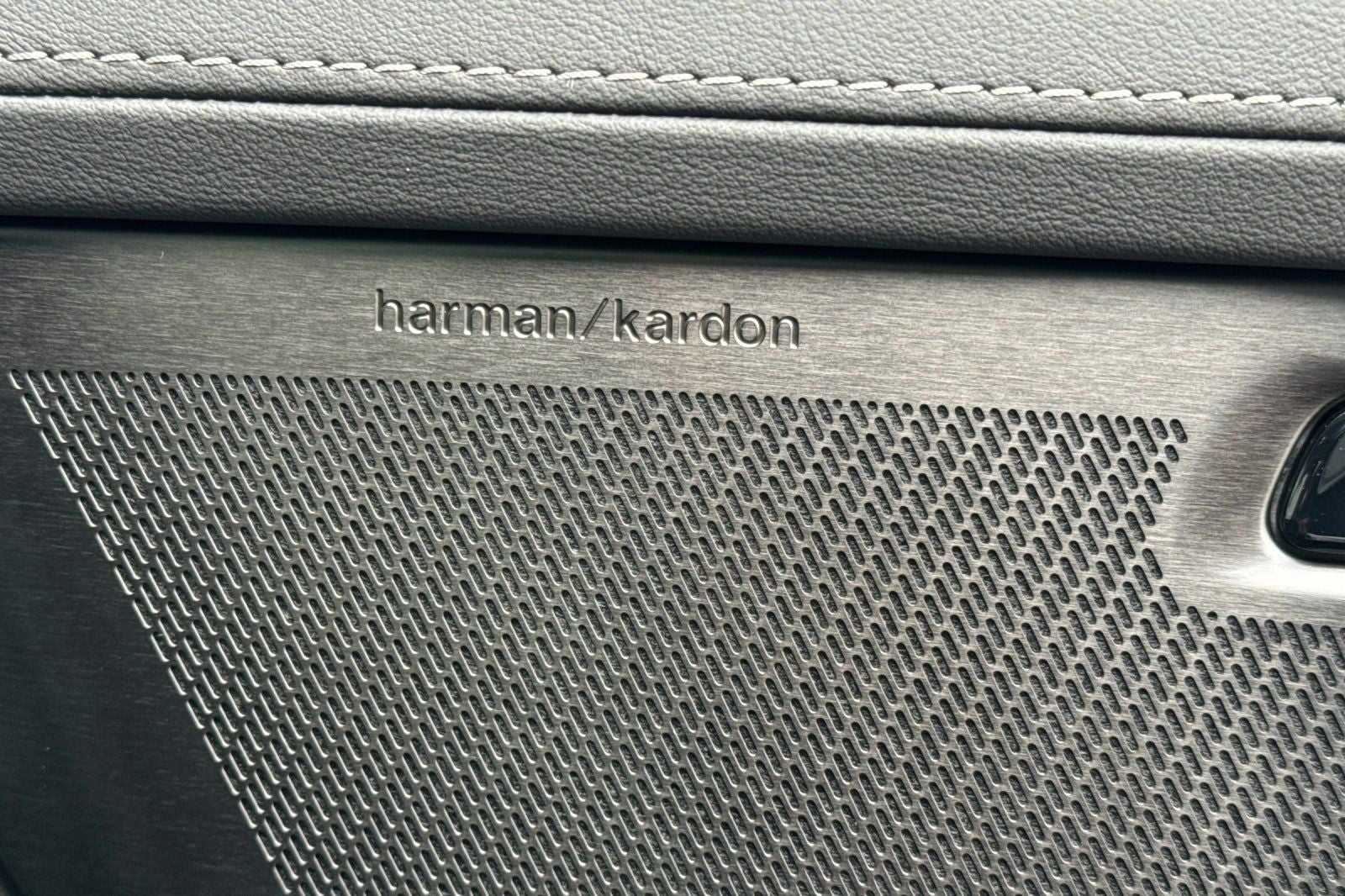 2026 Volvo XC90 Plug-In Hybrid T8 Ultra