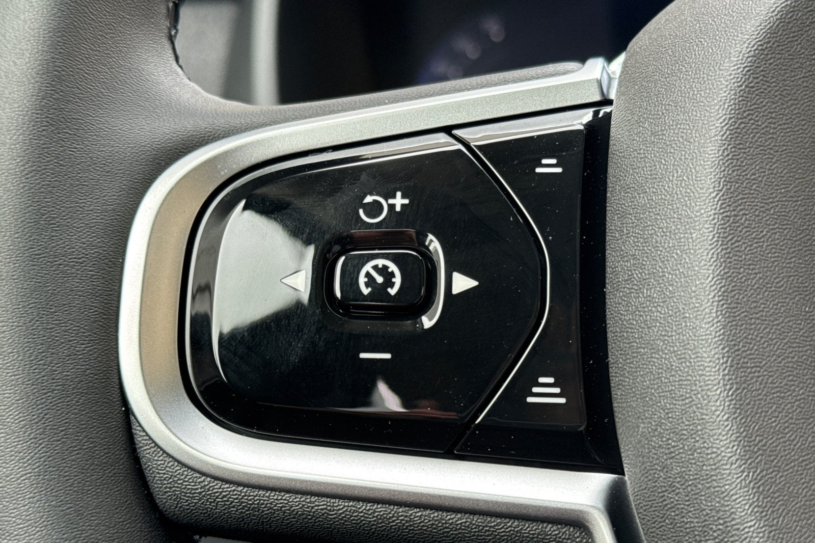 2026 Volvo XC90 Plug-In Hybrid T8 Ultra