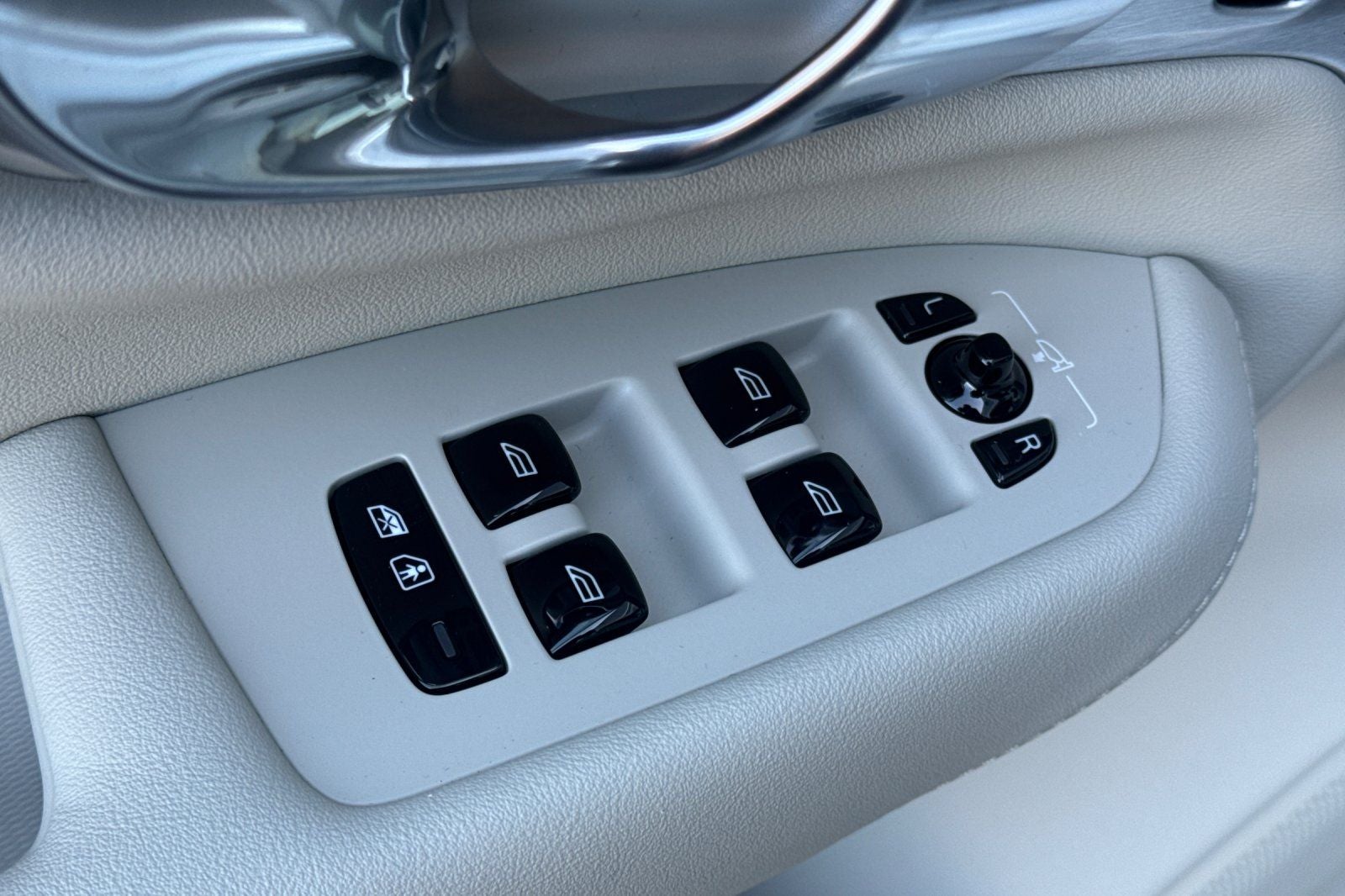 2026 Volvo XC90 Plug-In Hybrid T8 Ultra