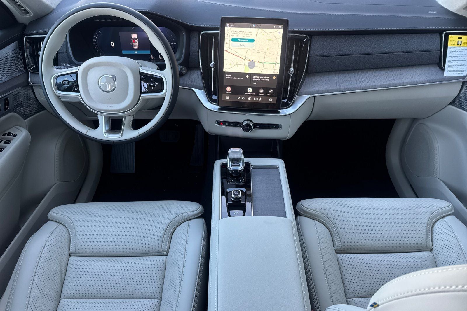 2026 Volvo XC90 Plug-In Hybrid T8 Ultra