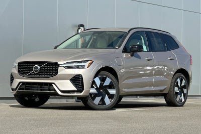 2025 Volvo XC60 Plug-In Hybrid T8 Plus