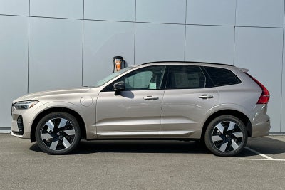 2025 Volvo XC60 Plug-In Hybrid T8 Plus