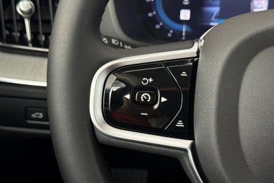 2025 Volvo XC60 Plug-In Hybrid T8 Plus