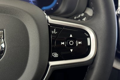 2025 Volvo XC60 Plug-In Hybrid T8 Plus