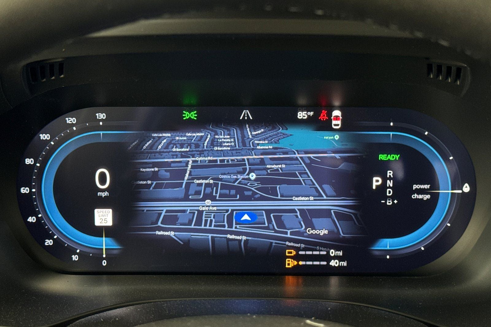 2025 Volvo XC60 Plug-In Hybrid T8 Plus