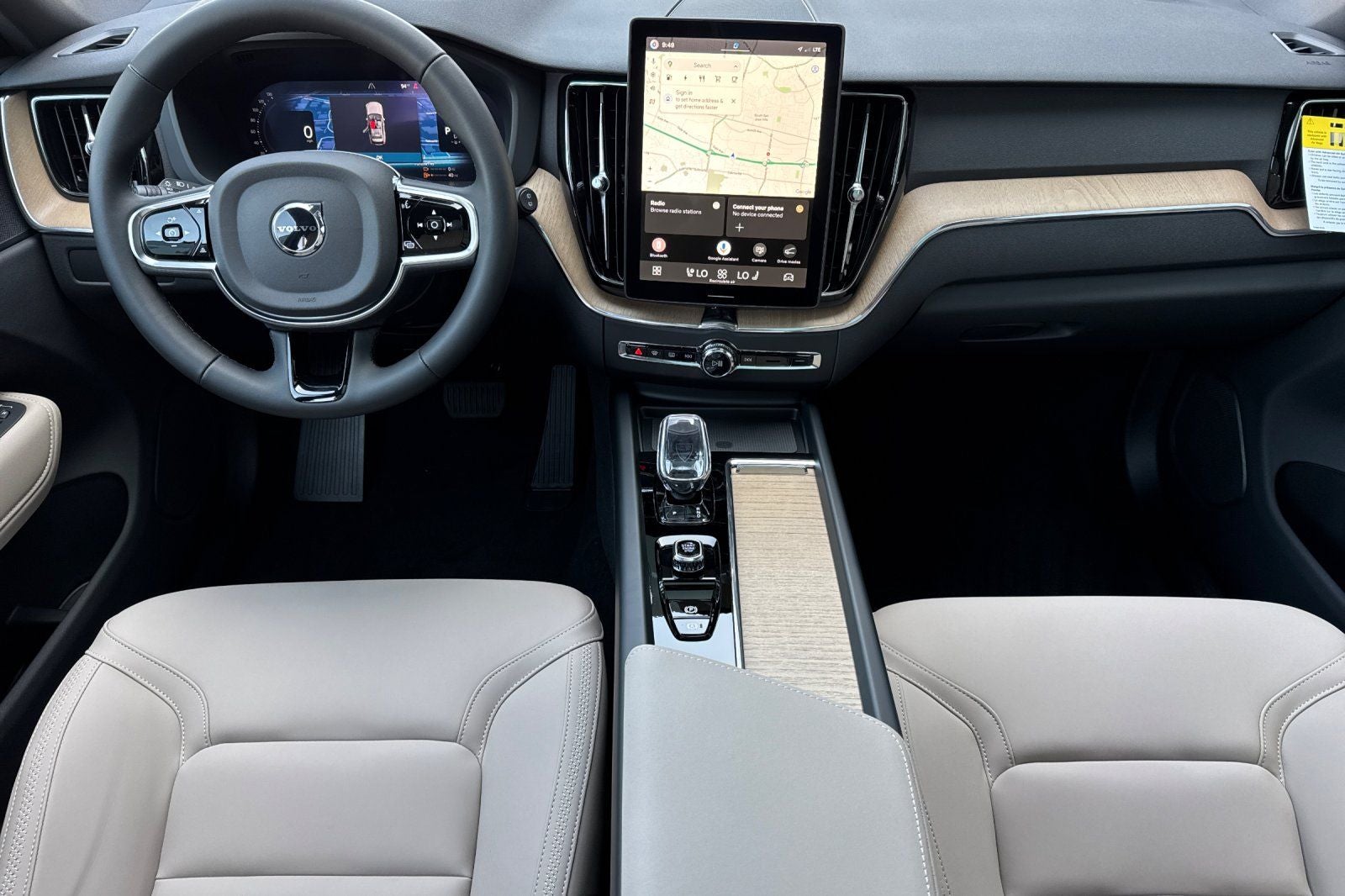 2026 Volvo XC60 Plug-In Hybrid T8 Plus
