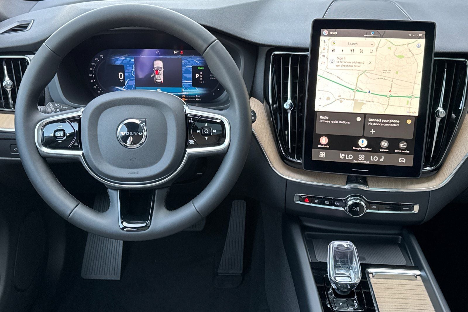 2026 Volvo XC60 Plug-In Hybrid T8 Plus