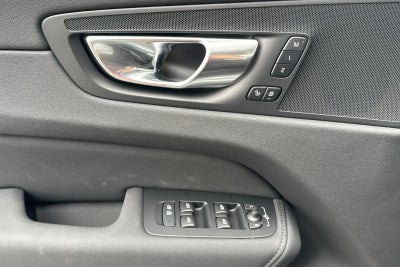 2026 Volvo XC60 Plug-In Hybrid T8 Plus