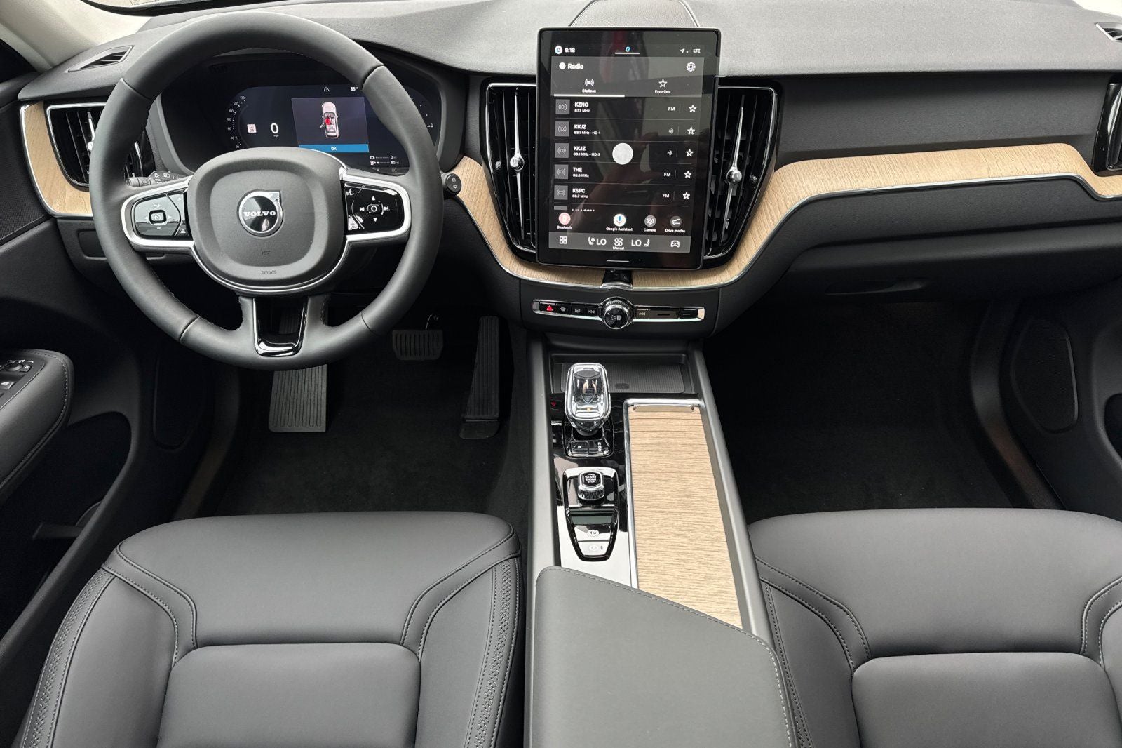 2026 Volvo XC60 Plug-In Hybrid T8 Plus