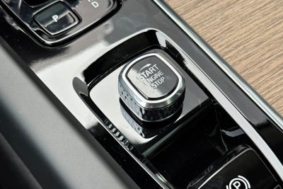 2026 Volvo XC60 Plug-In Hybrid T8 Plus