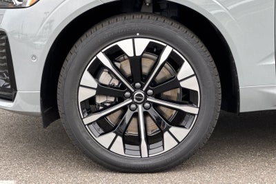 2026 Volvo XC60 Plug-In Hybrid T8 Plus