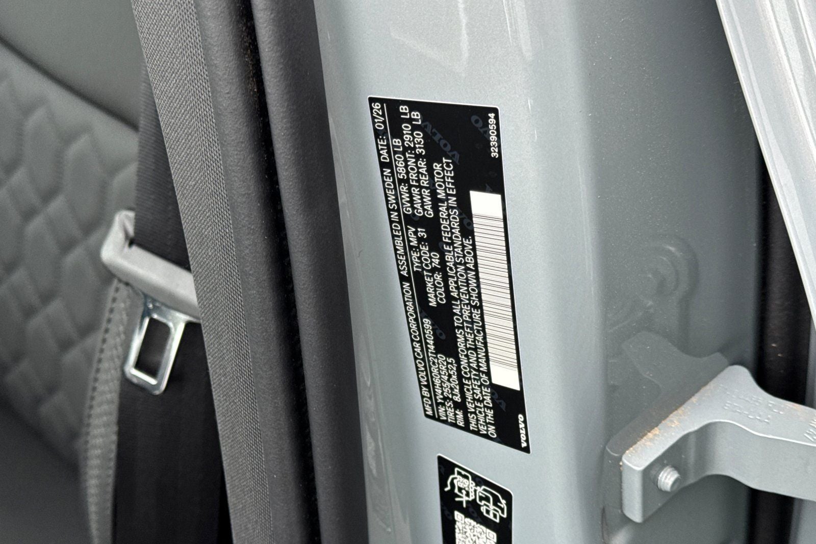 2026 Volvo XC60 Plug-In Hybrid T8 Plus