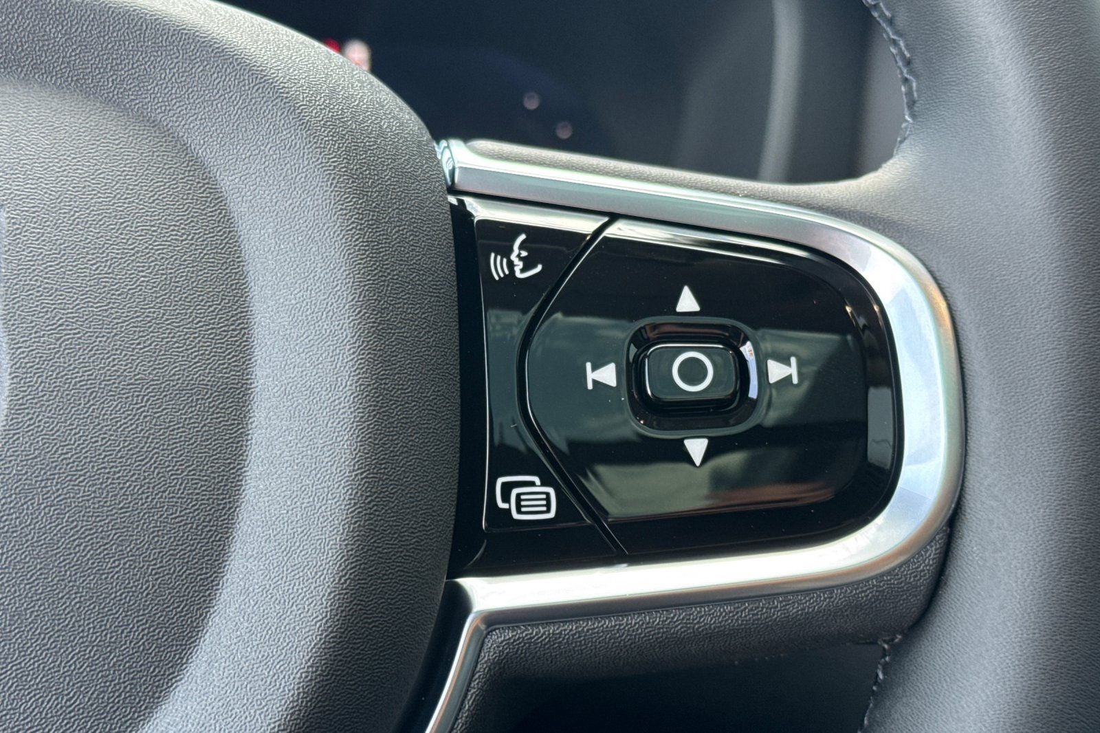 2026 Volvo XC60 Plug-In Hybrid T8 Plus