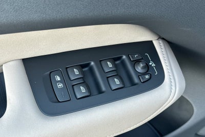 2026 Volvo XC60 Plug-In Hybrid T8 Plus