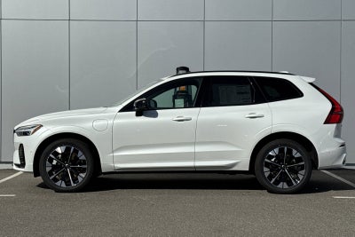 2026 Volvo XC60 Plug-In Hybrid T8 Plus