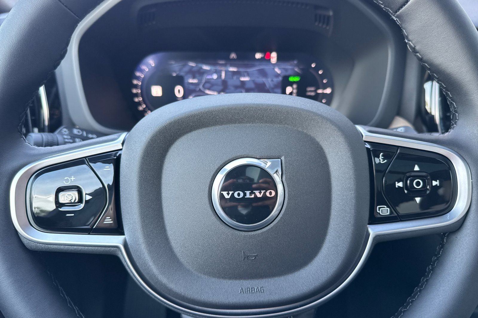 2026 Volvo XC60 Plug-In Hybrid T8 Plus