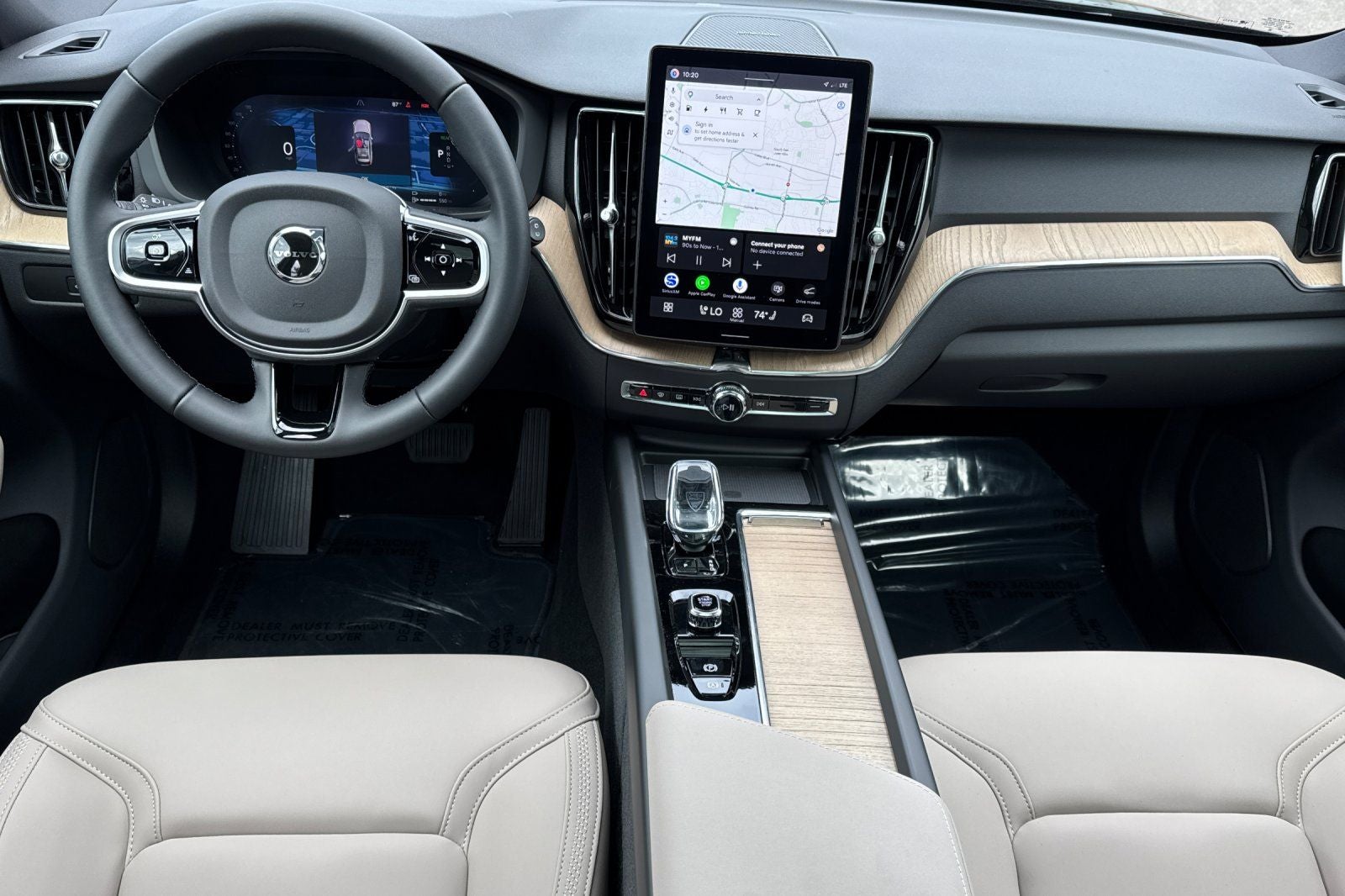 2026 Volvo XC60 Plug-In Hybrid T8 Plus