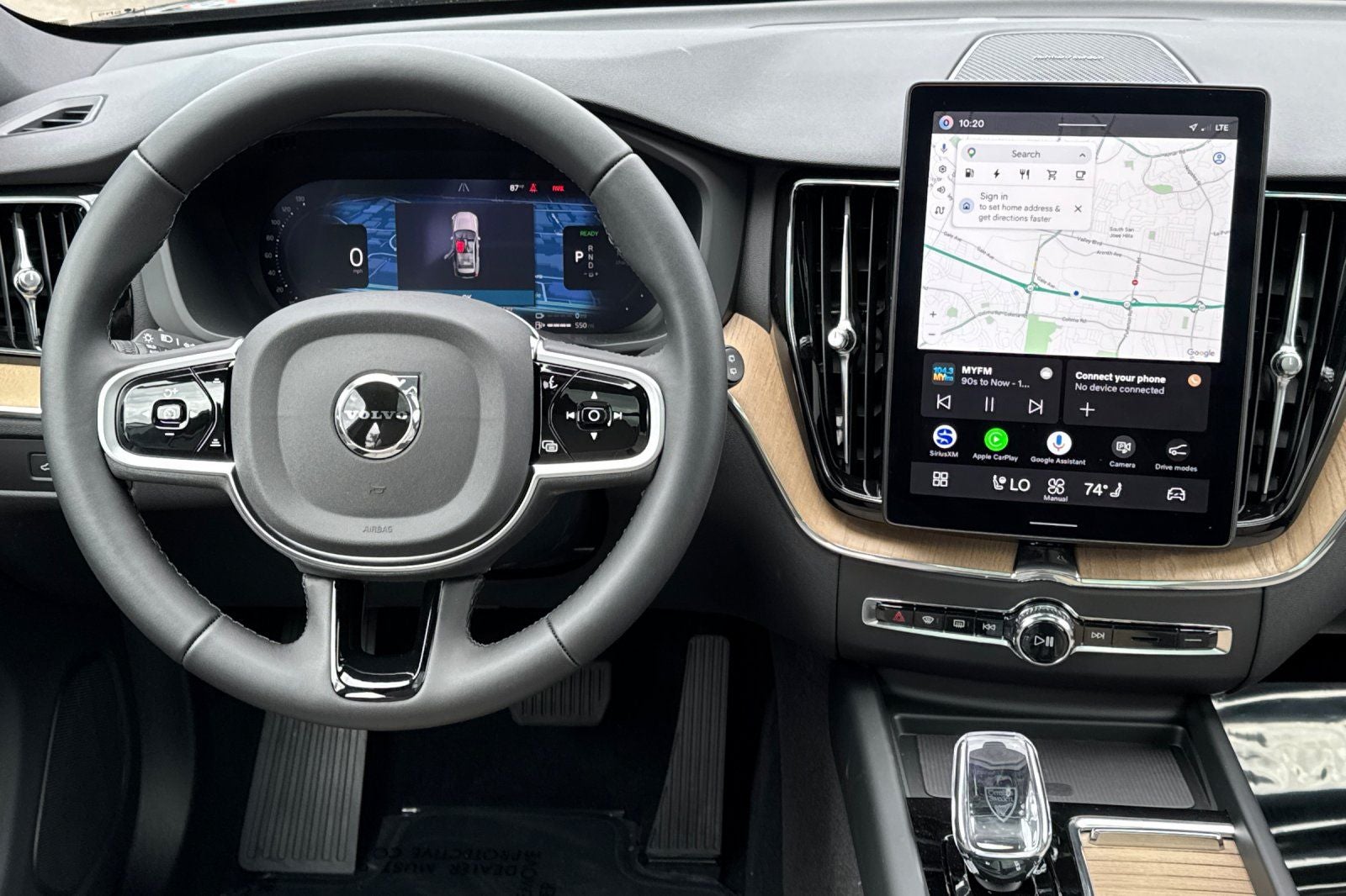 2026 Volvo XC60 Plug-In Hybrid T8 Plus