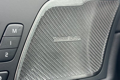 2026 Volvo XC60 Plug-In Hybrid T8 Plus