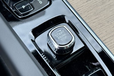 2026 Volvo XC60 Plug-In Hybrid T8 Plus