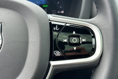 2026 Volvo XC60 Plug-In Hybrid T8 Plus