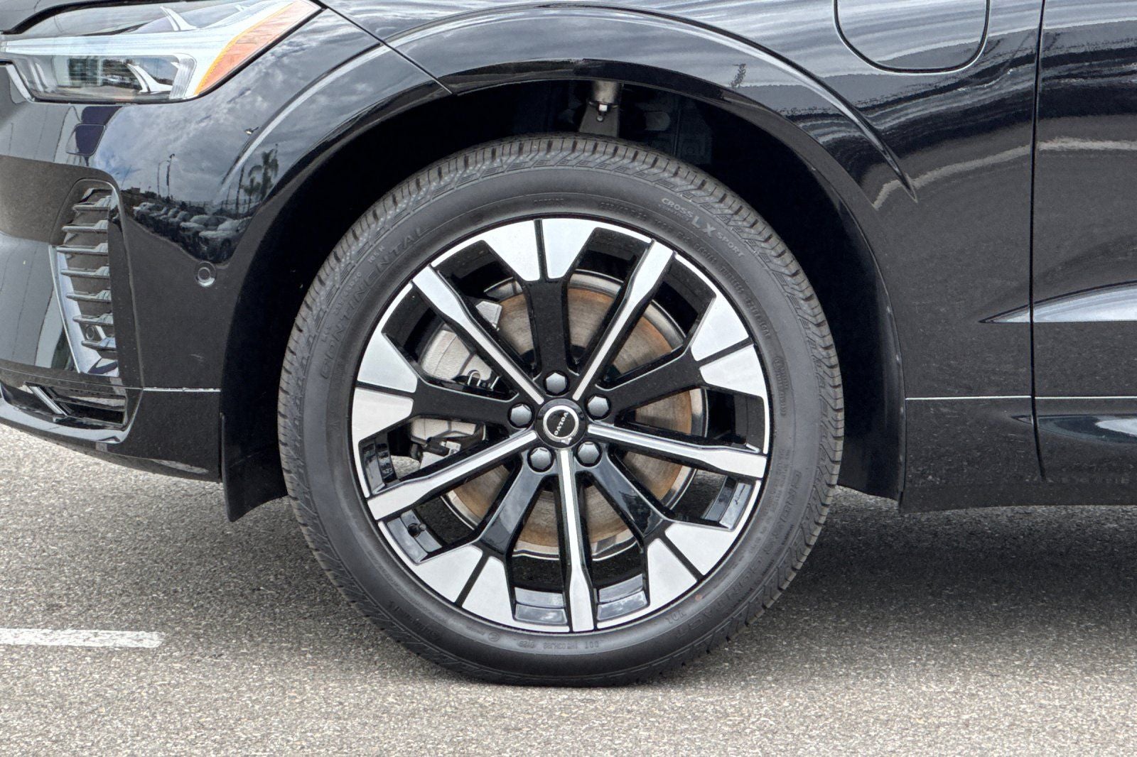 2026 Volvo XC60 Plug-In Hybrid T8 Plus