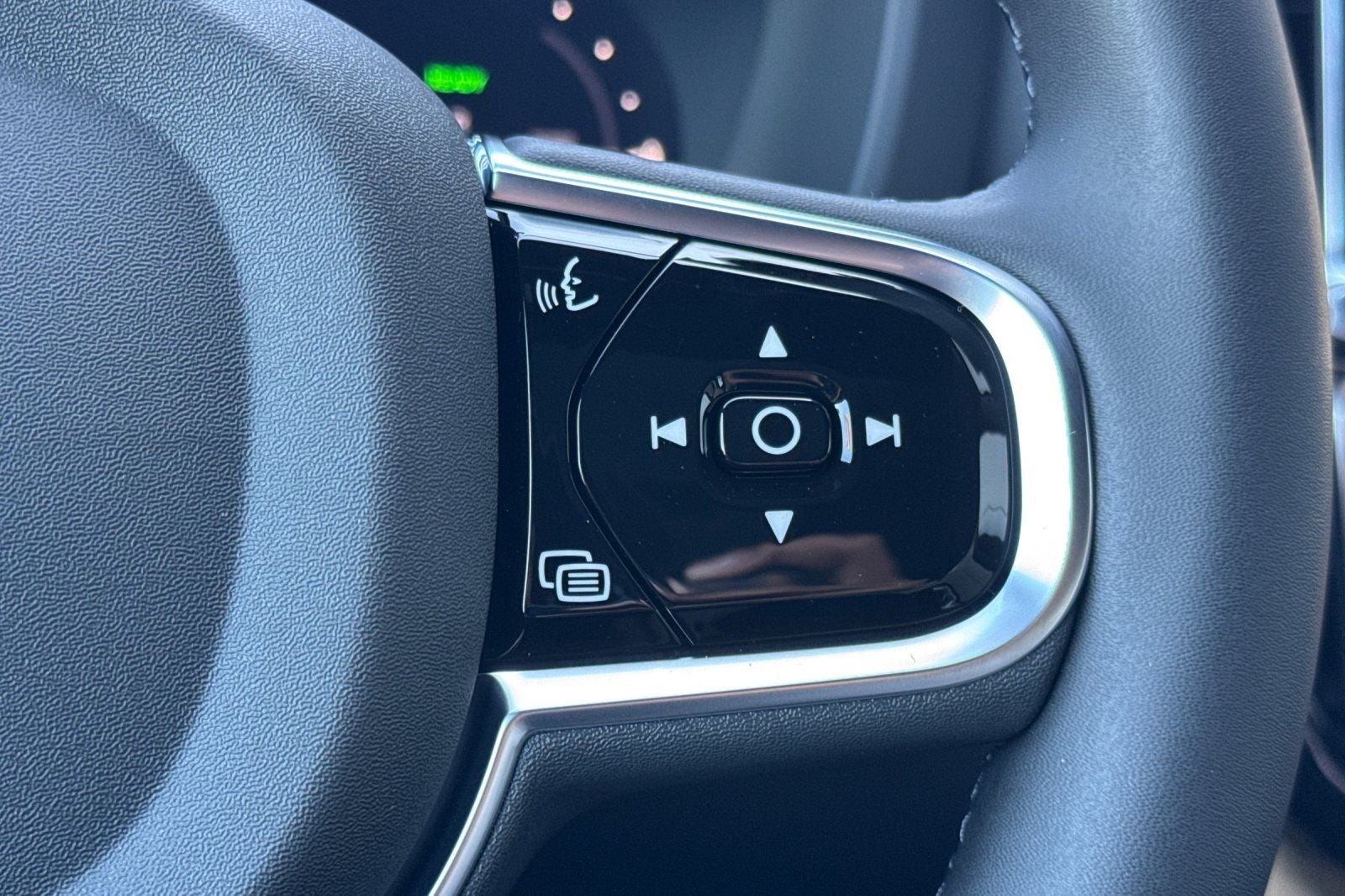 2026 Volvo XC60 Plug-In Hybrid T8 Plus