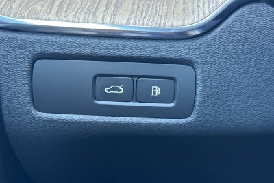 2026 Volvo XC60 Plug-In Hybrid T8 Plus
