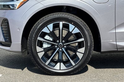2026 Volvo XC60 Plug-In Hybrid T8 Plus