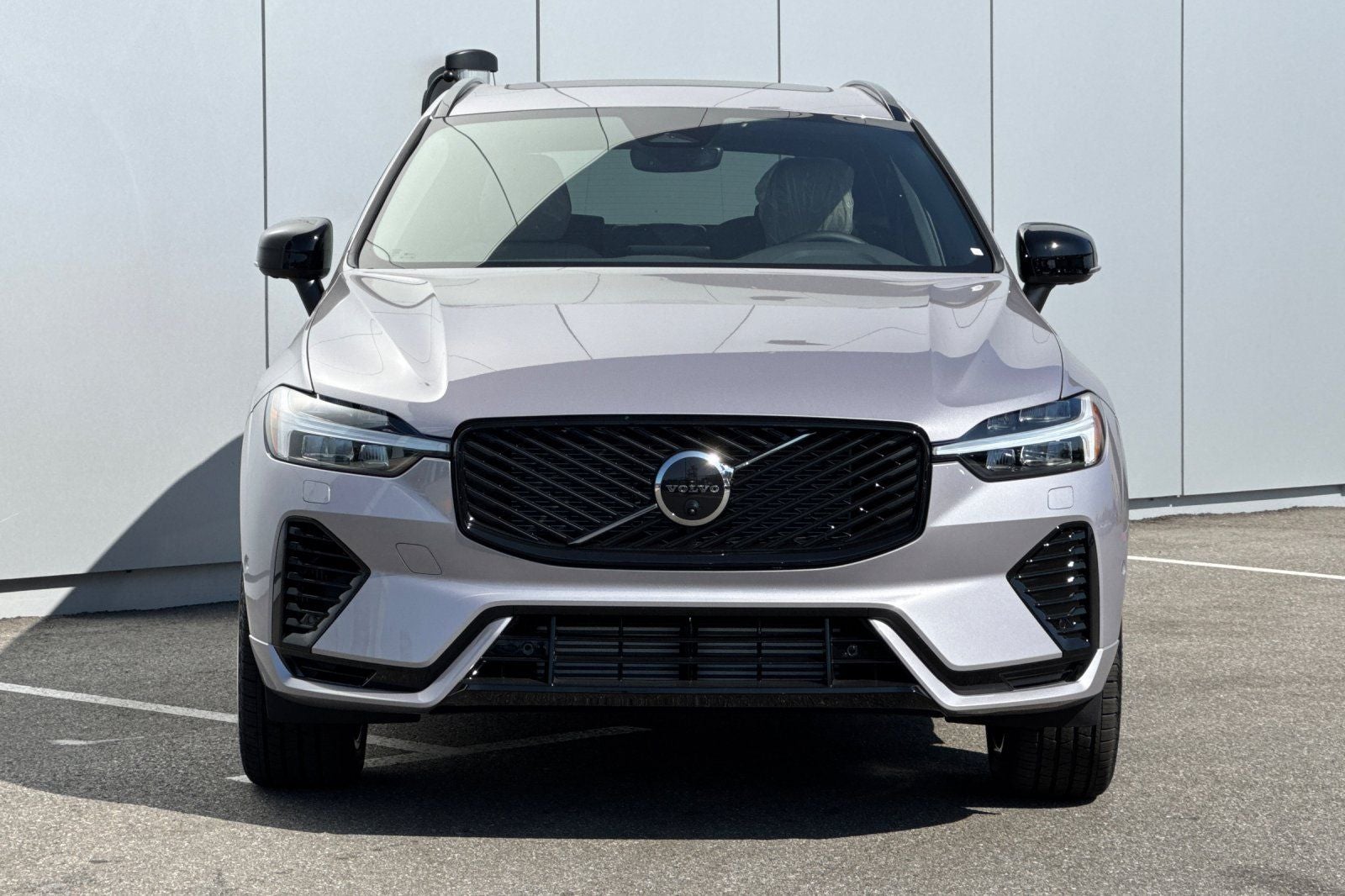 2026 Volvo XC60 Plug-In Hybrid T8 Plus